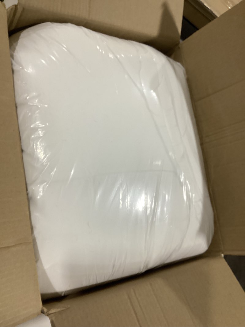 Condition photo showing Good Condition for DOWNCOOL Comforters King Size, Duvet Insert,White All Season Duvet, Lightweight Quilt, Down Alternative Hotel Comforter(White, King 102x90 Inches) Lightweight Comforter King White