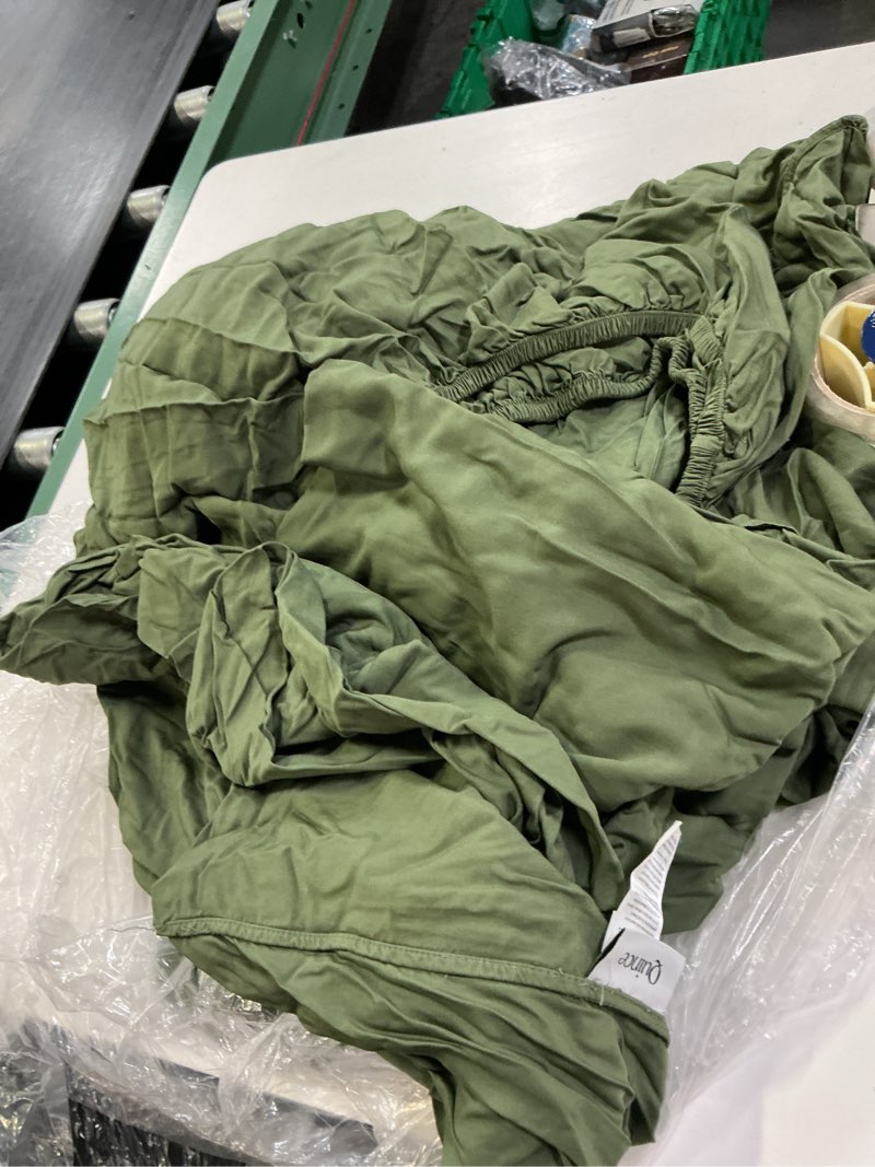 Condition photo showing As Is for bamboo fitted sheet set solid: olive size: cal king size chart  twin  twin 