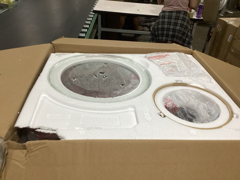 Condition photo showing New/Like New for toshiba ml-em45pit(ss) countertop microwave oven with inverter technology, kitchen essentials, smart sensor, auto defrost, 1.6 cu.ft, 13.6" removable turntable, 33lb.&1250w, stainless steel inverter-1.6 cu. ft.