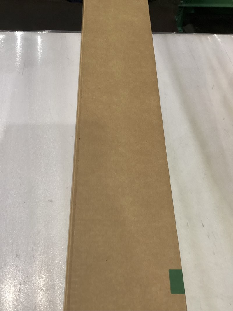 Condition photo showing Good Condition for 18x42 inch clear table proctector