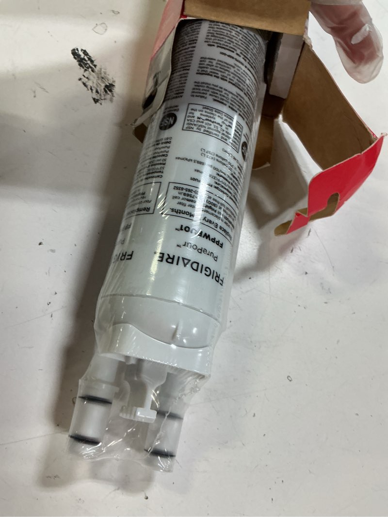 Condition photo showing New/Like New for frigidaire fppwfu01 purepour pwf-1 water filter 1 count (pack of 1)