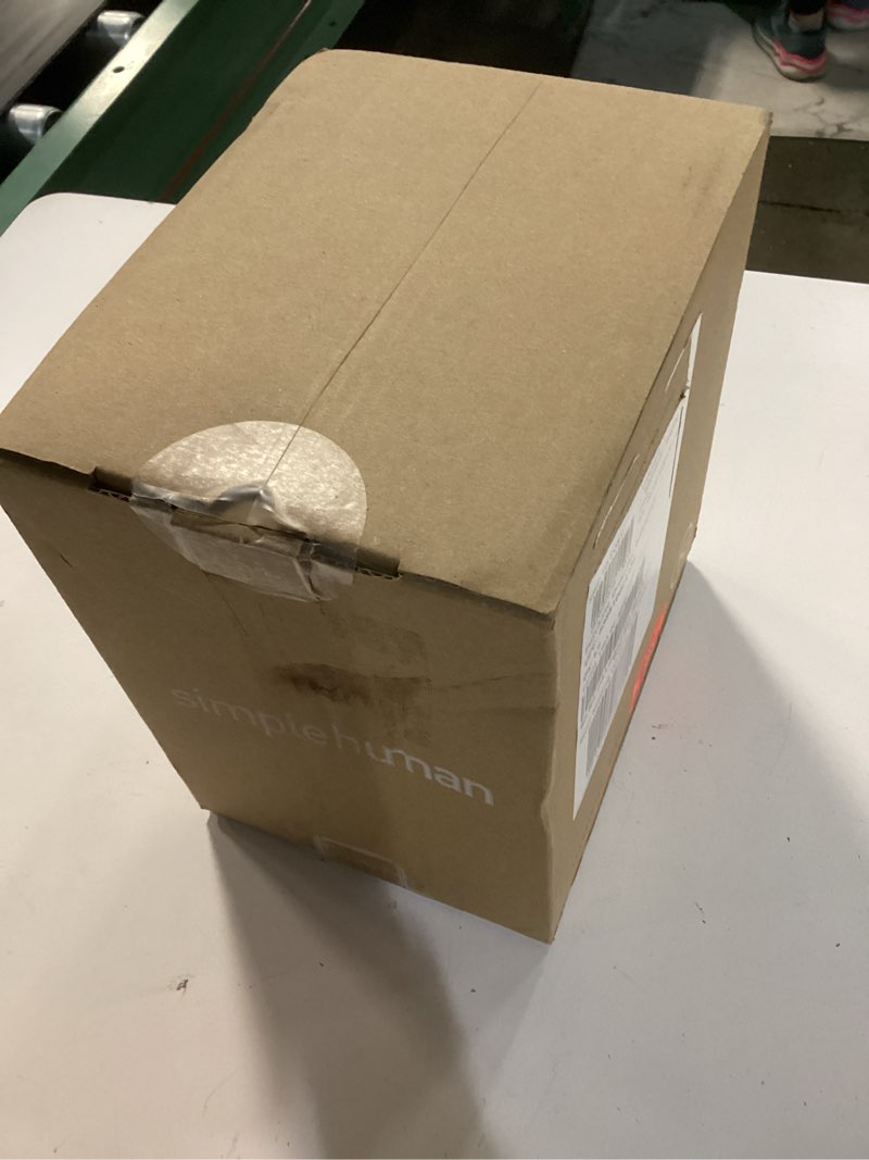 Condition photo showing New/Like New for simplehuman code k 100 count, dispenser pack custom fit liners, drawstring trash bags, 35-45 liter / 9-12 gallon, white 100 count (pack of 1) code k