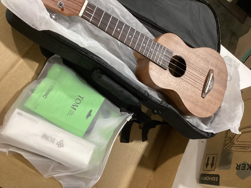 TOM 21" Sapele Soprano Ukulele – Affordable Option Includes Solid Quick-Lock Strap On Beginner Kit, 