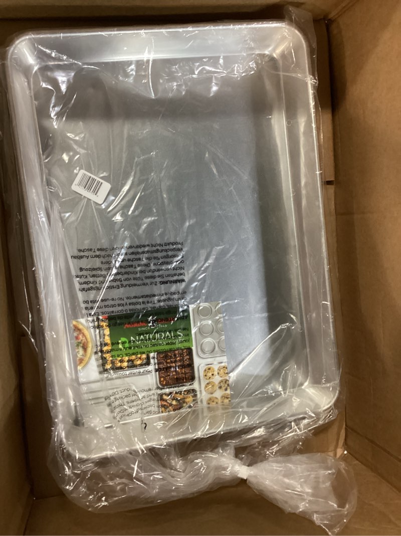 Condition photo showing New/Like New for Nordic Ware High-Sided Naturals Aluminum, 1 Pack