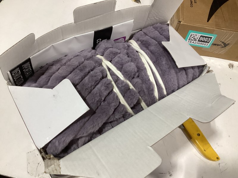 Condition photo showing Good Condition for Heated Blanket Throw 50"x60", ETL & FCC Certified Electric Blanket with 3-Hour Timer Auto-Off & 5 Heating Levels, Overheat Protection, Machine Washable - Favor Purple Favor Purple 50x60"