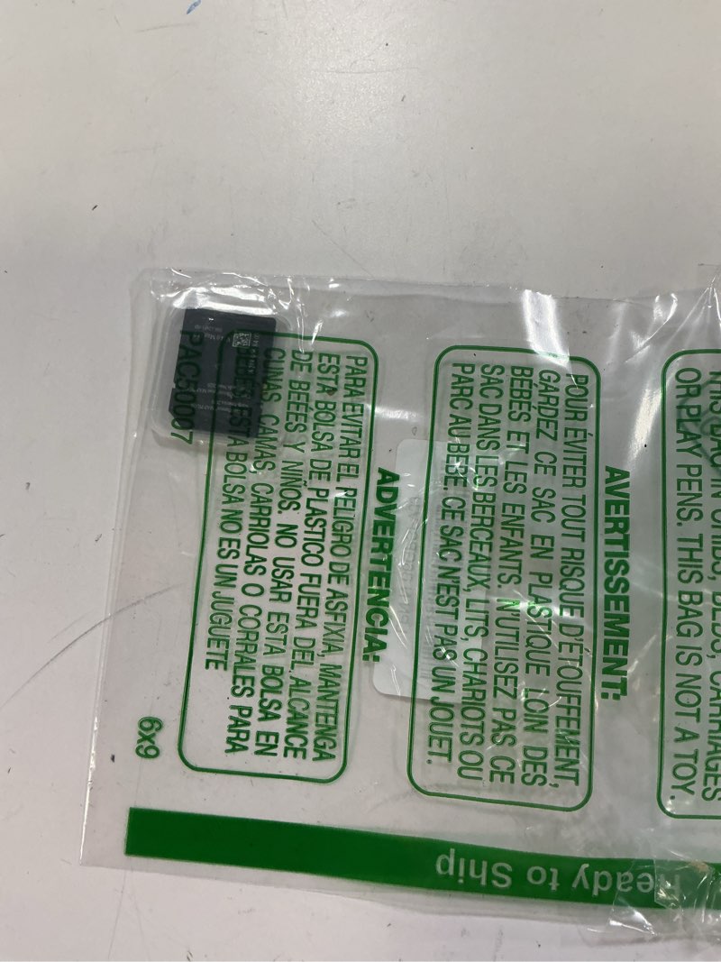 Condition photo showing Good Condition for A2189068403 Navigation SD Card Fits for Mercedes Garmin Map Pilot B C E GLC 300 CLA 250 GLA 250 C300 SLC CLS CLA