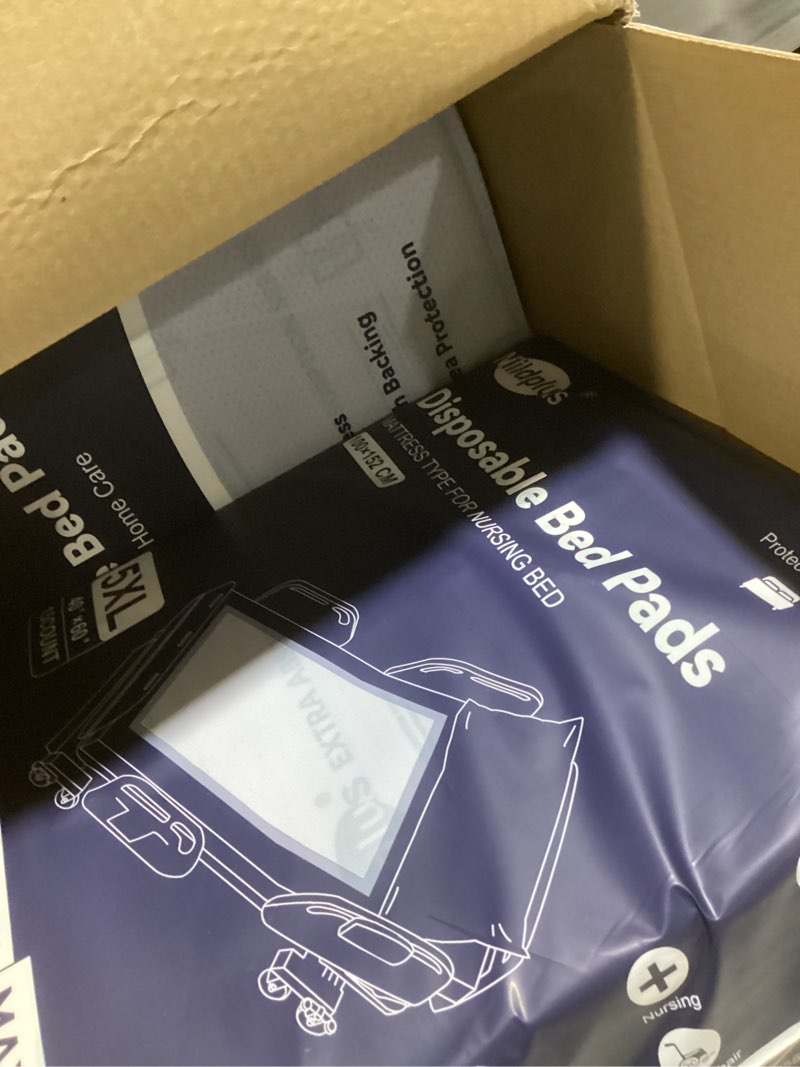 Condition photo showing Good Condition for heavy duty underpads 40"x60" super sized chucks pads 270 grams disposable bed pads with strength cloth backing extra absorption pads for incontinence (100x152cm, 30 count, discreet packaging) 40"x60" -30 pcs