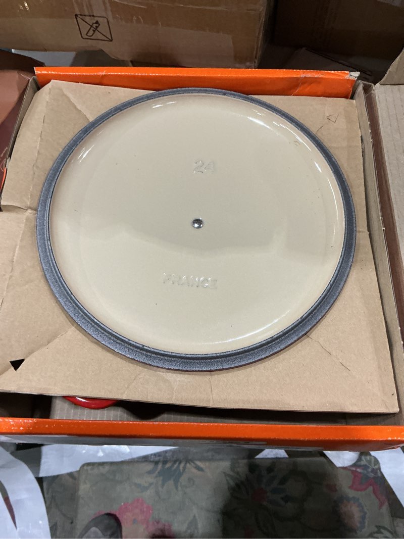 Condition photo showing New/Like New for le creuset enameled cast iron signature round dutch oven, 4.5 qt., cerise cerise 4.5 qt