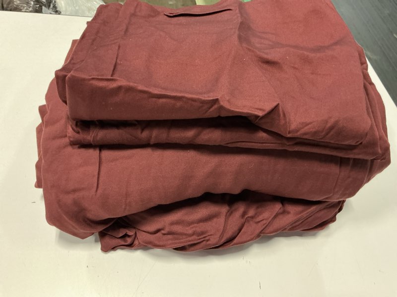Condition photo showing Good Condition for bamboo sheet set, burgundy,full