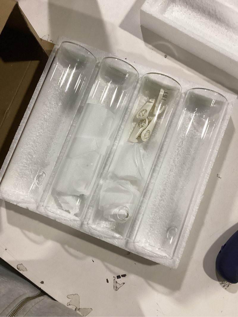 Condition photo showing Good Condition for Mkono Propagation Station Wall Planter Hanging Glass Tubes Flower Vase for Hydroponics Plants, Bathroom, Home Office Living Room Decor Gift, Cylinder Set of 4