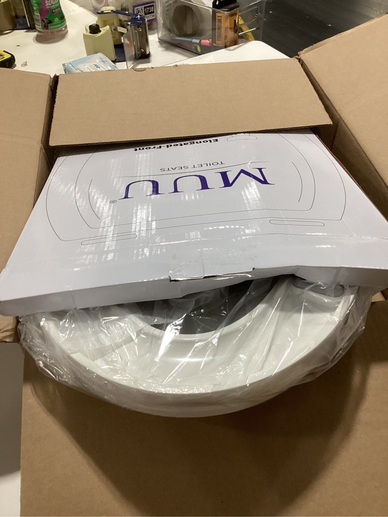 Condition photo showing Good Condition for muu toilet seat, slow close, white heavy duty toilet seat with non-slip seat bumpers easy to install & clean pp material replacement toilet seat fits all toilet brands elongated toilets(mu220-pp)