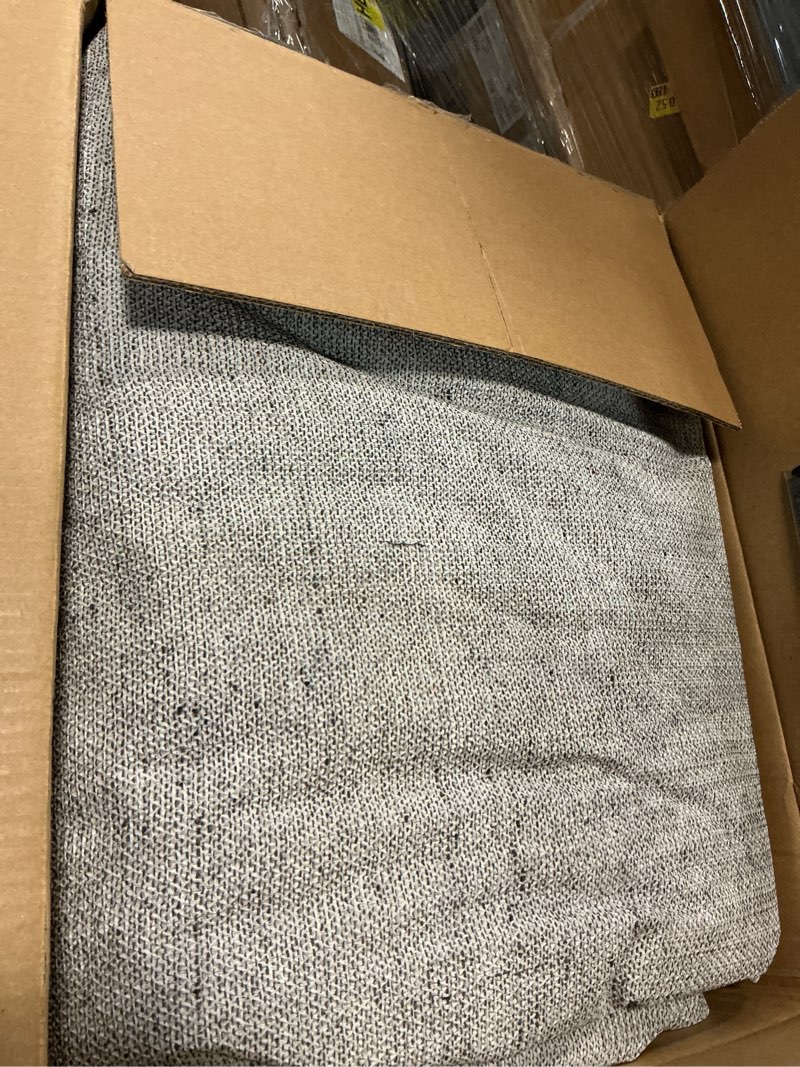 Condition photo showing Good Condition for Bedsure 6x9 Fluffy Area Rugs for Living Room, Machine Washable Rugs, Non-Slip Backing, Non-Shedding, Pet Friendly Throw Rug for Bedroom Dining Room, Coconut White 6'x9' 01 - Coconut White