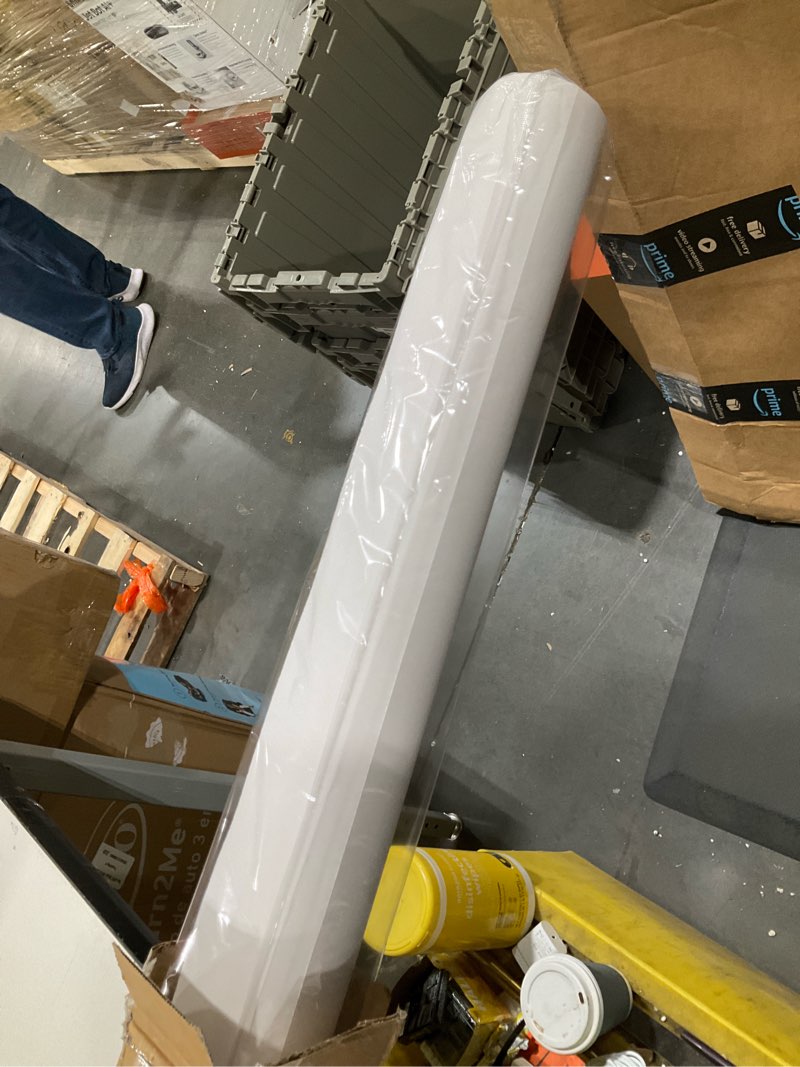 Condition photo showing Good Condition for Yizhily Seamless Paper Background for Photography Photo Studio Backdrop Roll(53''x16.4' Arctic White) Arctic White 53" x16.4'