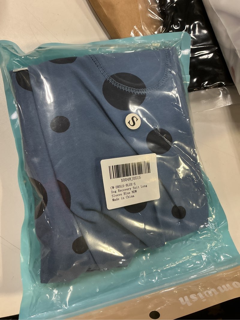 Condition photo showing New/Like New for Dog Surgery Suit Long Sleeve, Dog Recovery Suit Female Male with Zipper Closure Post Spay, Neuter, Dog Onesie Shedding Suit Full Coverage Bodysuit (Blue, S) Small Blue