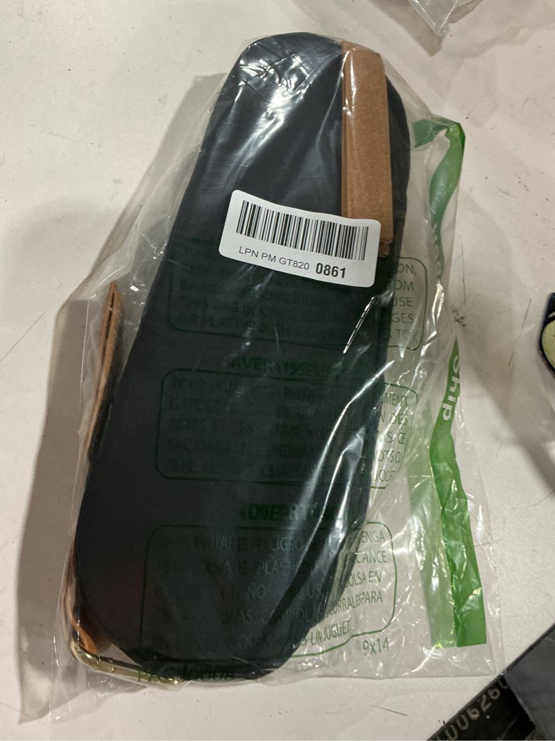 Condition photo showing Good Condition for beautiful stroller caddy organizer with 2 cup holders – luxury stroller bag, universal fit, leather straps & zipper pocket – spacious accessories perfectly fits doona, nuna & uppababy strollers black