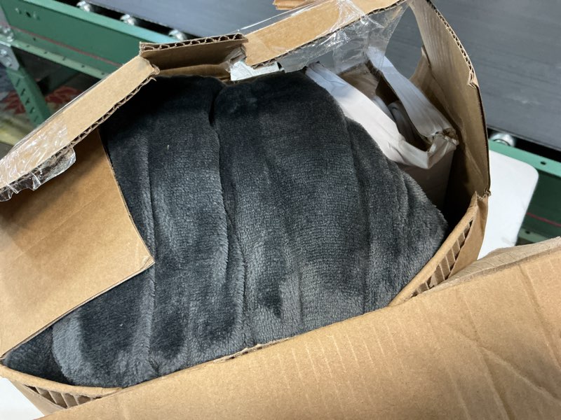 Condition photo showing Good Condition for Electric Heated Blanket Full Size 72"x84", Soft Flannel with Overheat Protection, 6 Adjustable Heat Settings & 10-Hour Auto-Off Timer, Fast Heating for Winter Comfort, Dark Gray 02-dark Gray Full 72"x84"