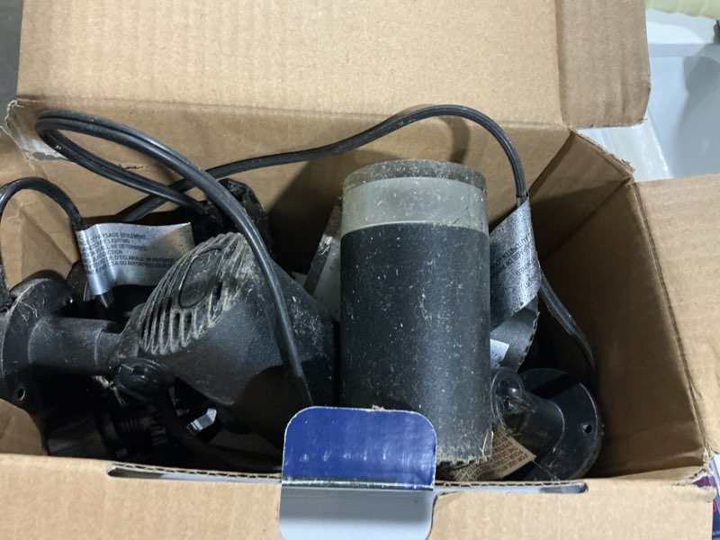 Condition photo showing As Is for harbor breeze 400-lumen 6.8-watt black low voltage hardwired led spot light kit