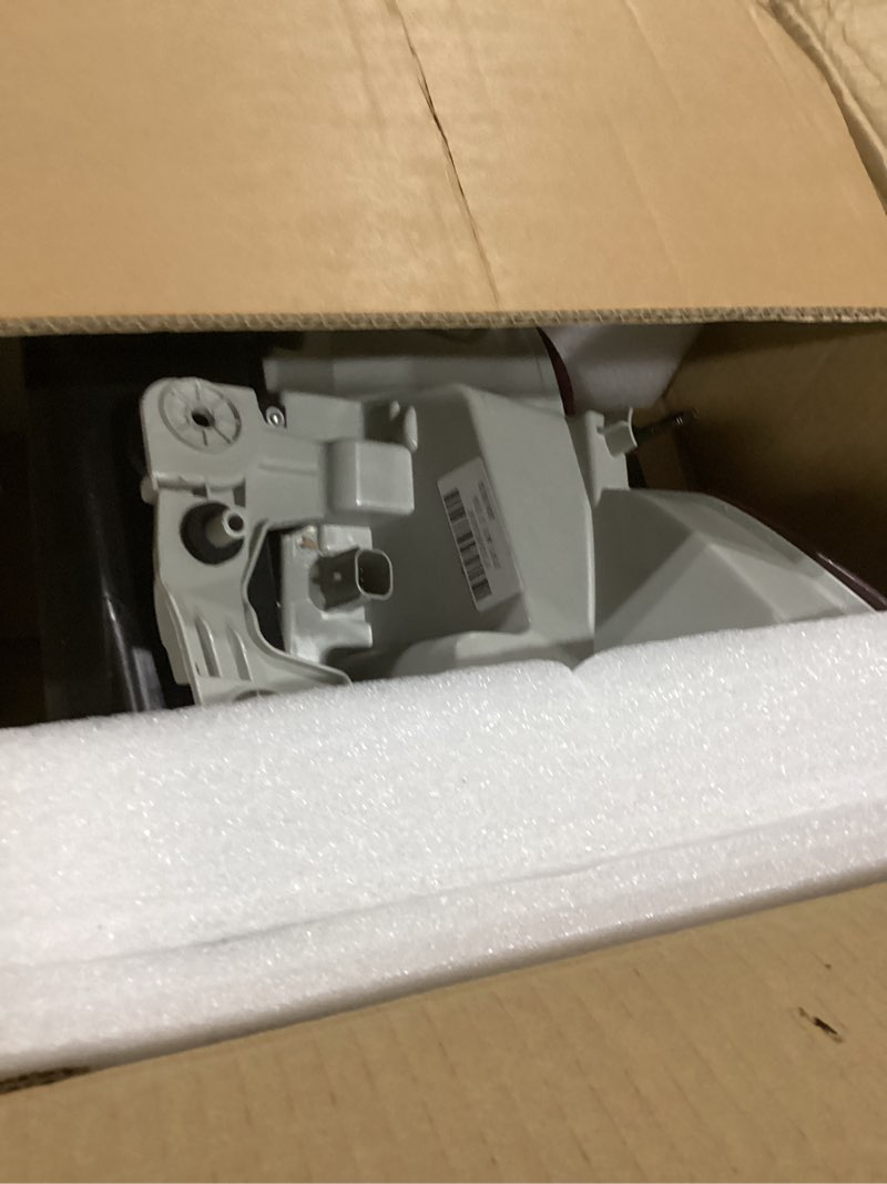 Condition photo showing Good Condition for nilight taillight assembly compatible with 2020 2021 2022 2023 gmc acadia led tail light replacement oe style passenger side