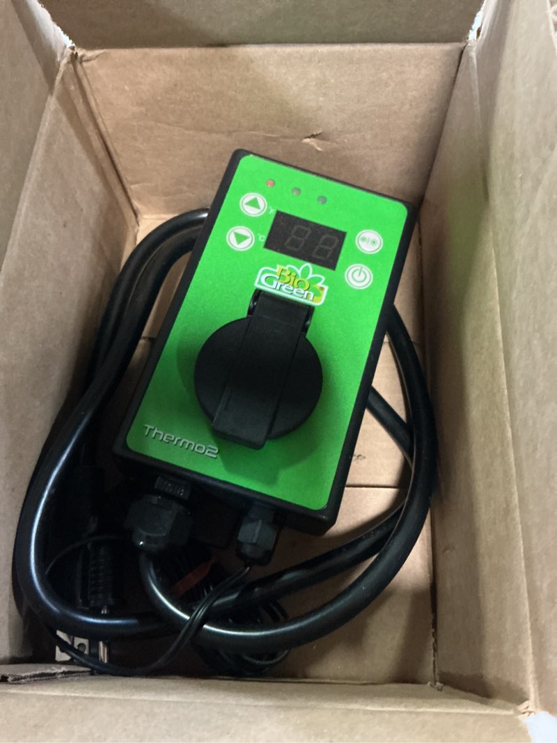 Condition photo showing Good Condition for biogreen ter2/us thermo 2 digital greenhouse thermostat with summer/winter function 2 years warrenty, green