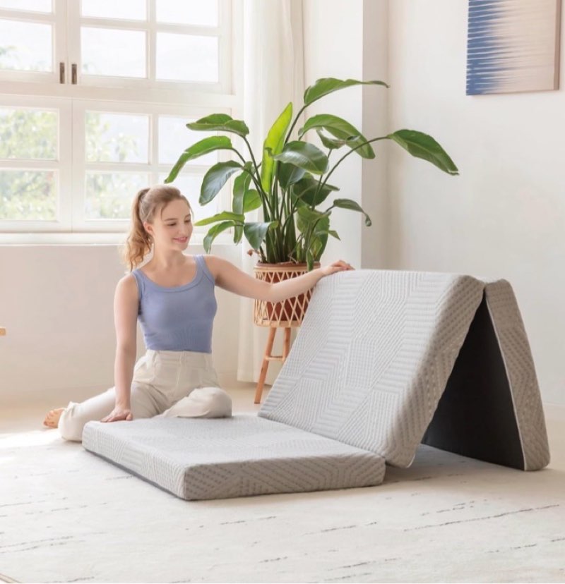Tri-Fold Memory Foam Mattress