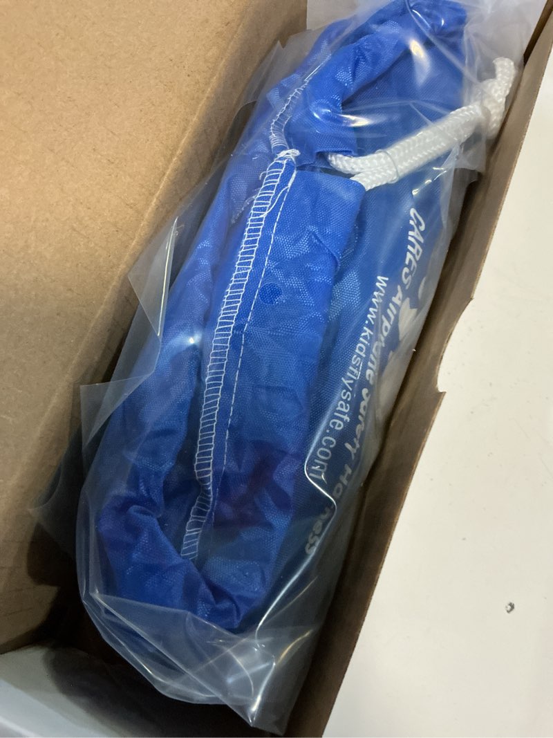 Condition photo showing New/Like New for child airplane safety harness - the safety restraint system will protect your child from danger. - airplane kid travel accessory for aviation use