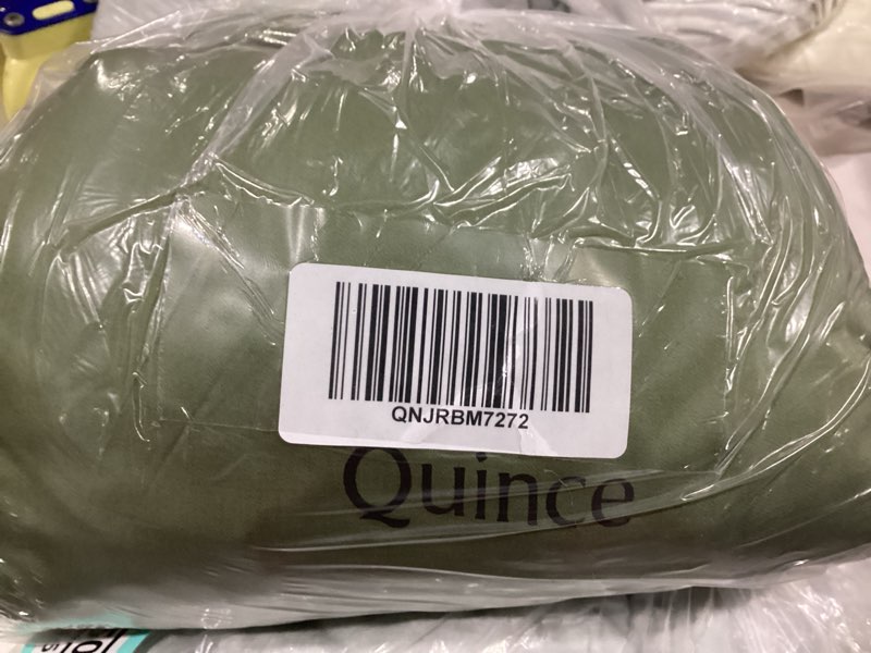 Condition photo showing Good Condition for olive green bamboo sheet set quince queen