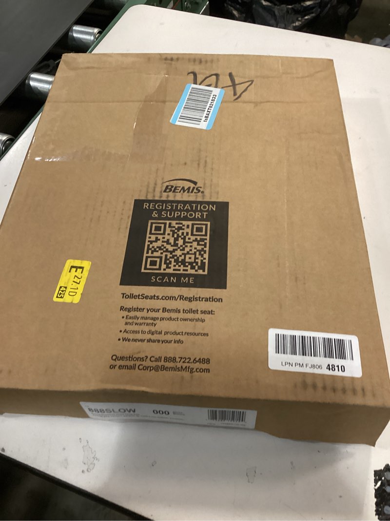 Condition photo showing New/Like New for Mayfair NextStep2 Toilet Seat with Built-In Potty Training Seat, Slow-Close, Removable that will Never Loosen, Round, White Round (1-Pack) 1-Pack