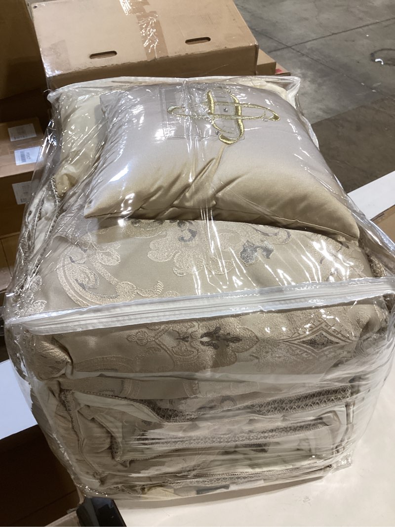Condition photo showing Good Condition for loom and mill luxury comforter set, jacquard floral design comforter king sets for bedroom, quality bedding set princess style with euro shams, bedskirt, decorative pillows, creamy apricot, 9 pieces creamy apricot king