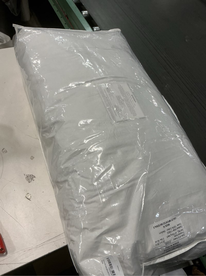 Condition photo showing New/Like New for Sferra ARCADIA MEDIUM PILLOW-KING PILLOW 20X36