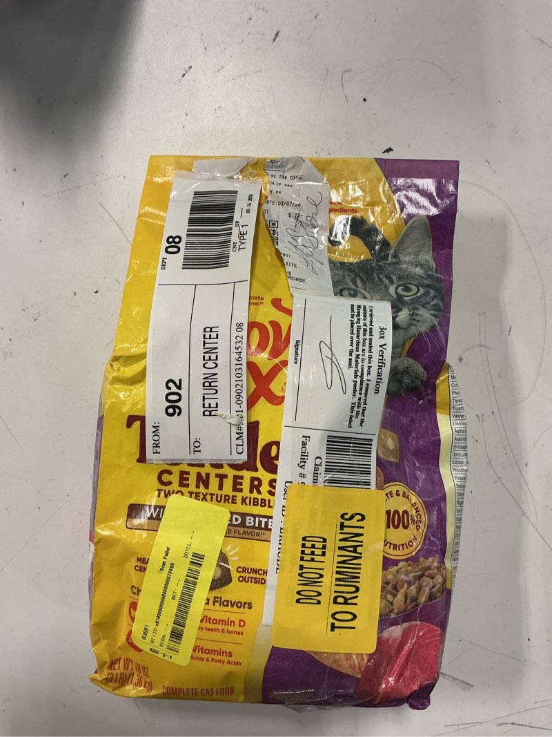 Condition photo showing Good Condition for ub 8/1/27 meow mix tender centers basted bites chicken and tuna flavor, 3 pound, crunchy outside meaty inside 3 pound (pack of 1)