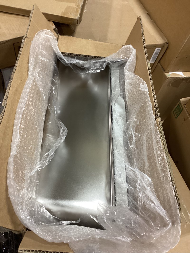Condition photo showing As Is for stainless steel cat litter box with lid, 20" l x 14.2" w x11.8 h, large cat litter box for multiple cats with high sided, no-leak & stick, easy to clean, includes litter mat & multi functional scoop
