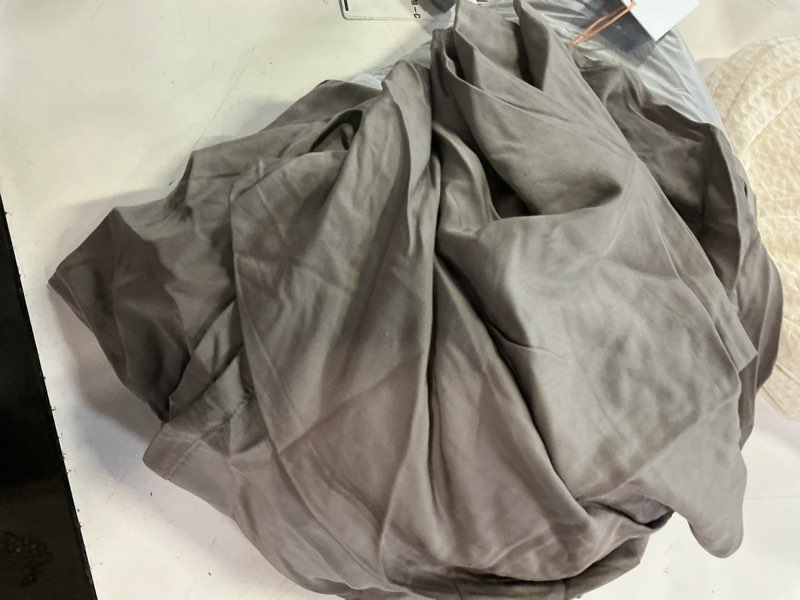 Condition photo showing Good Condition for bamboo sheet set, queen, stone