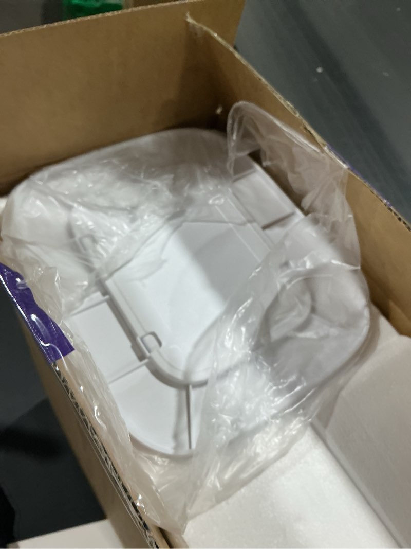 Condition photo showing Good Condition for 2.11Gal Ultrasonic Cool Mist Humidifier with Timer and Humidistat for Large Rooms - Home, Bedroom, Baby, Adults, Plants White