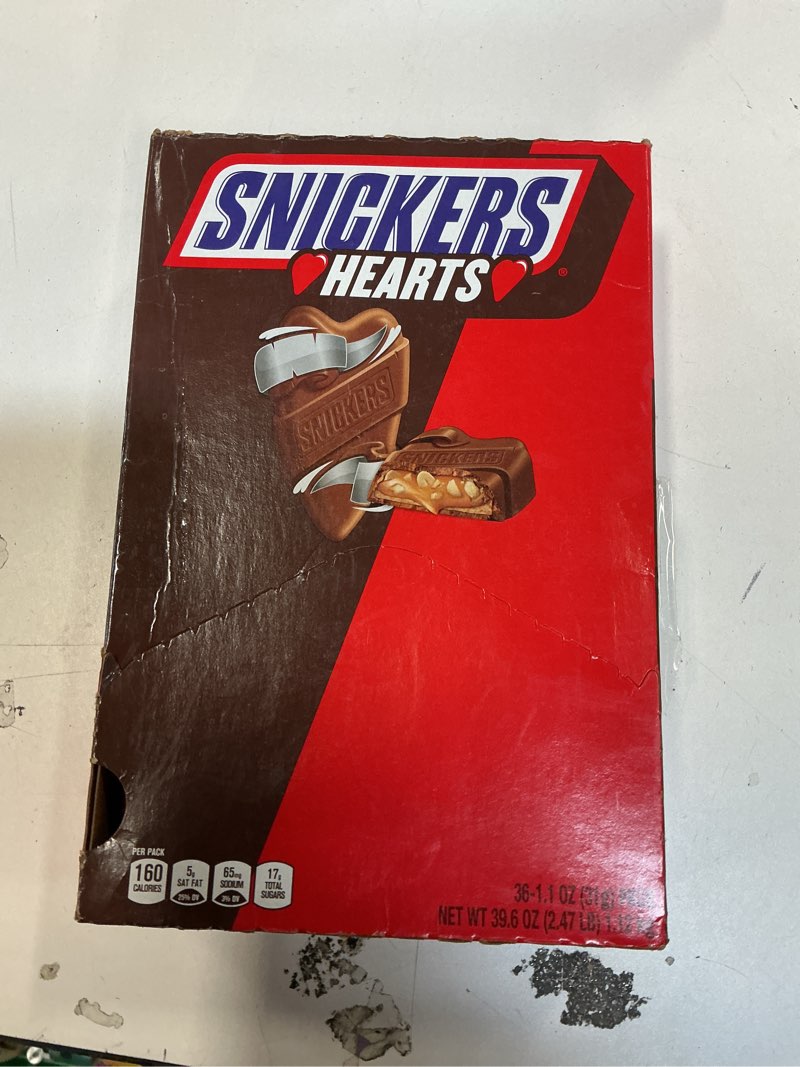 Condition photo showing New/Like New for Snickers Milk Chocolate Hearts, 1.10 oz, Pack of 36