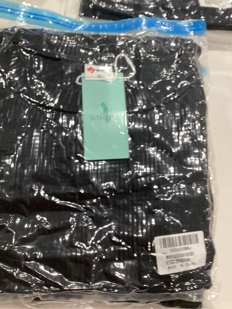 Condition photo showing Good Condition for WIHOLL Womens Long Sleeve Dress Loose Fit Casual Crewneck Flowy Mini Dresses with Pockets Fall Fashion Black X-Large