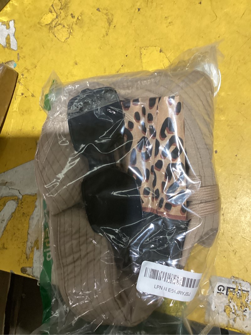 Condition photo showing Good Condition for 4pcs women safari costume accessories zoo keeper outfit halloween cosplay sun bucket hat leopard scarf binocular black glasses