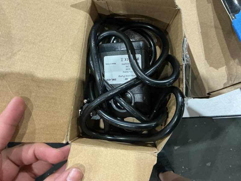 Condition photo showing Good Condition for growneer 550gph submersible pump 30w fountain water pump, 2000l/h, with 7.2ft high lift, 3 nozzles for aquarium, fish tank, pond, hydroponics, statuary, pool 550 gph