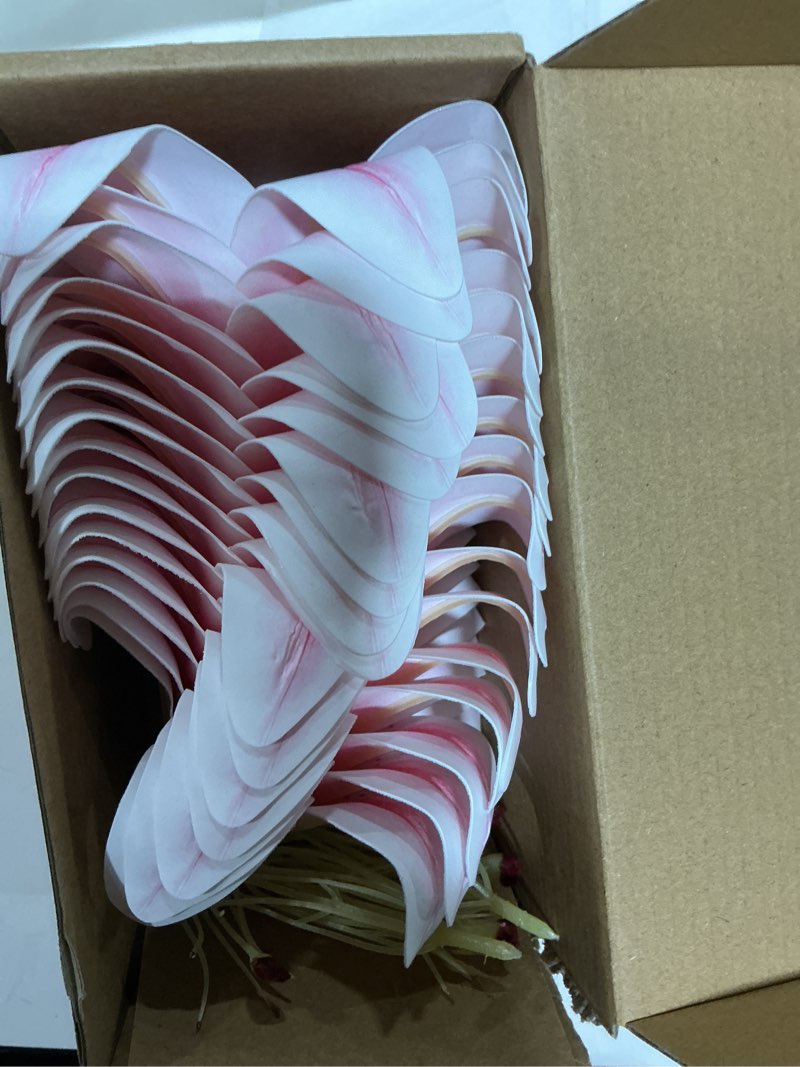 SOFTKIDS 20PCS 6 Inch Large Artificial Lilies Flower Heads with Realistic Stamens, Bulk Silk Fake Li