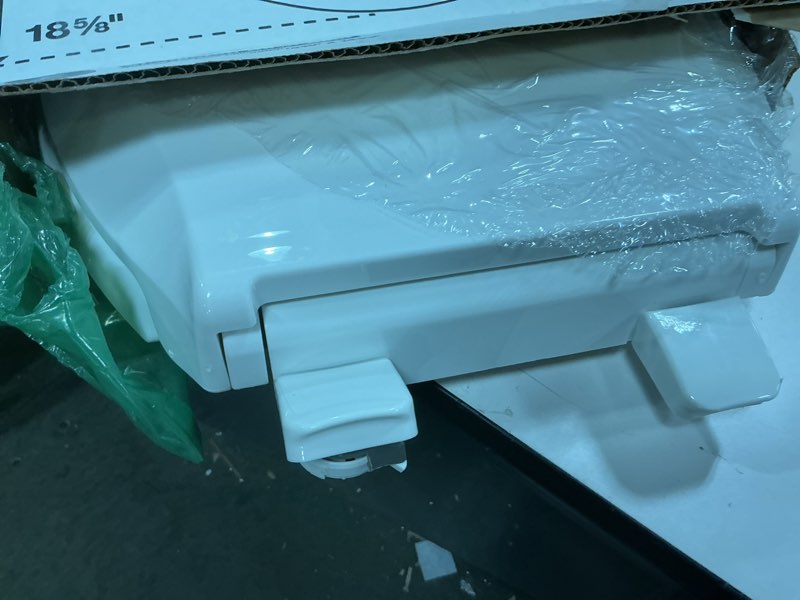 Condition photo showing Good Condition for kohler 4636-rl-0 cachet readylatch elongated toilet seat slow close, soft close toilet seat quiet lid, contoured grip-tight bumpers installation hardware, apartment essentials, white white elongated ready latch