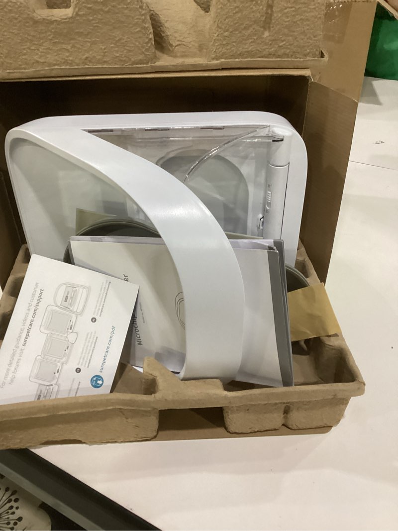 Condition photo showing As Is for sure petcare -sureflap - surefeed - microchip pet feeder - selective-automatic pet feeder makes meal times stress-free, suitable for both wet and dry food - mpf001 standard version