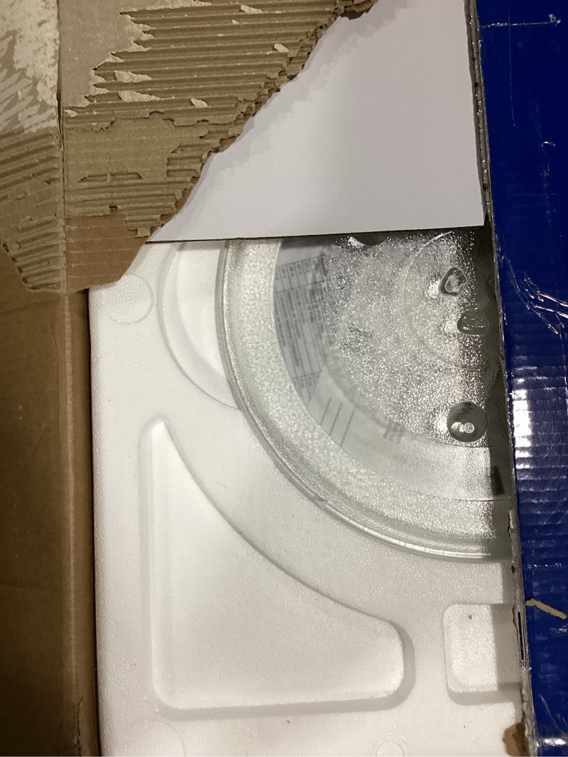 Condition photo showing Good Condition for ge gcst10a1wss 1.0 cu ft convection microwave oven, 1050w countertop air fry microwave with broil & crisper pan, compact stainless steel design