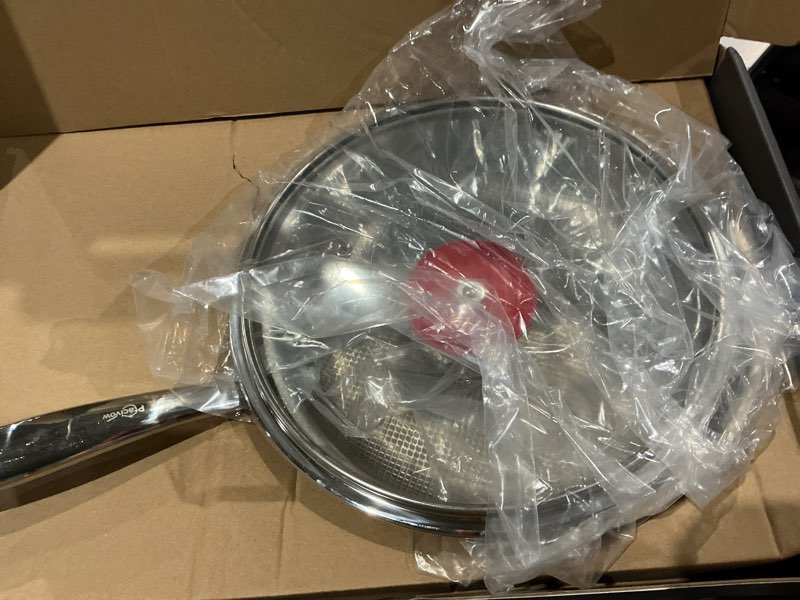 Condition photo showing Good Condition for 9.45 inch titanium pan,99.6% titanium frying pan for cooking healthy non-toxic cookware with lid plateful pan for even heating, induction compatible, oven & broiler safe 9.45in