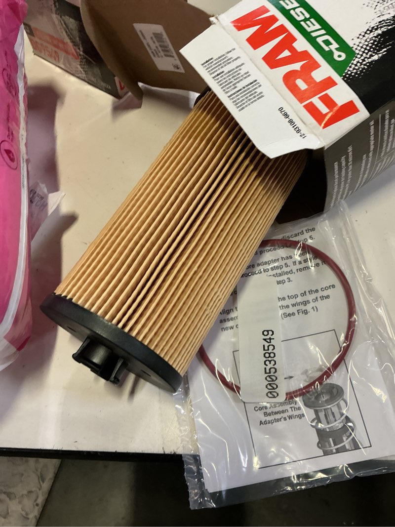 Condition photo showing New/Like New for fram dg9549 diesel 20 000 mile oil filter  fits select diesel vehicles