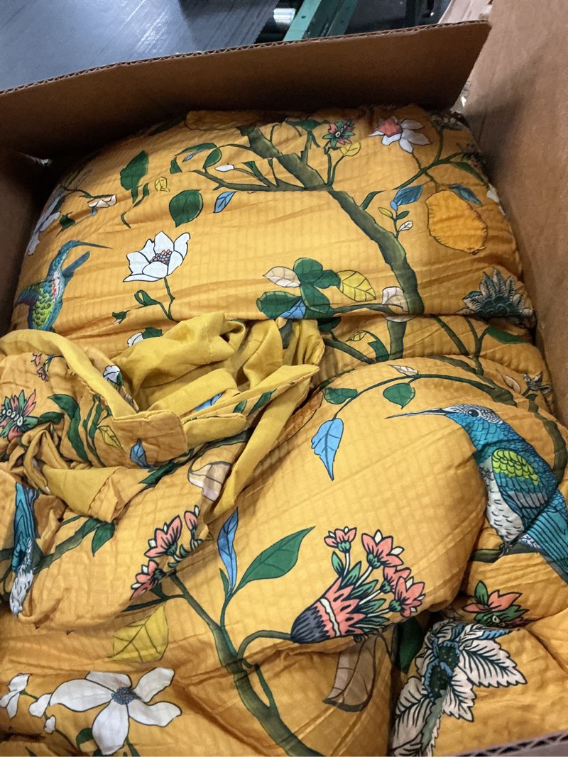 Condition photo showing Good Condition for mussel bedding california king size comforter set 3 pieces,yellow vintage botanical floral pattern bed comforter sets,boho whimsical modern printed design cute seersucker bedroom comforter and shams mustard yellow california king