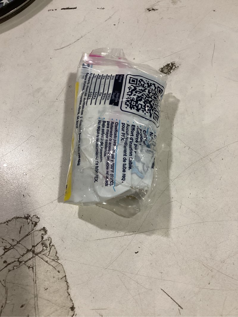 Condition photo showing Good Condition for SharkBite Max 1/2-in Push-to-Connect Standard Tee