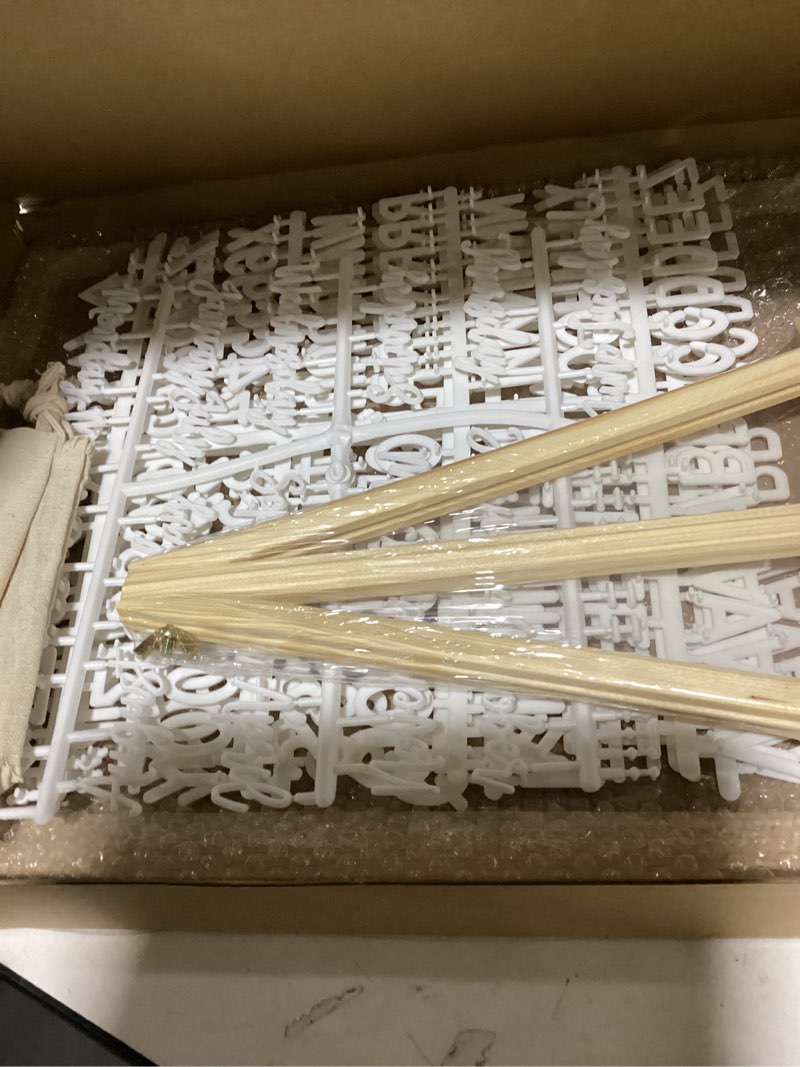 Felt Letter Board with 402 Letters, Numbers & Symbols - 12 x 16 inch Large Changeable Message Board 