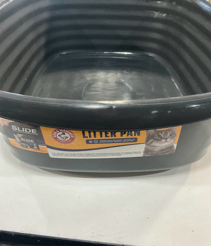 Condition photo showing Good Condition for arm & hammer simply recycled wave open cat litter pan, jumbo, cat litter box, made in the usa, grey