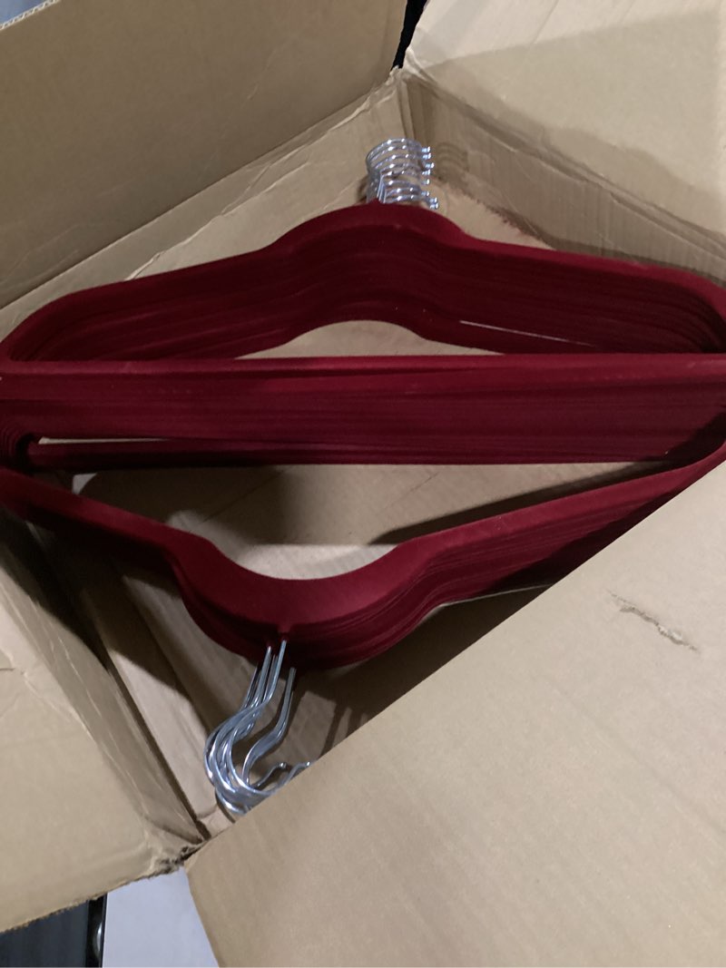 Urby Extra Wide Hangers for Plus Size Clothes, Ganchos para Colgar Ropa,21 Inch Super Plus Size Hang