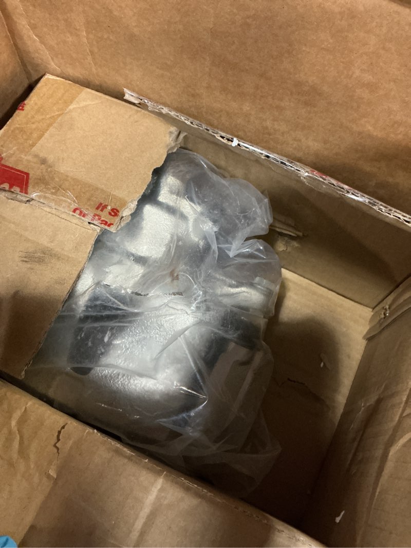 Condition photo showing Good Condition for cciyu 19B2714 19B2715 Front Left & Right Brake Calipers With Bracket For Toyota For Avalon 2005-2007,For Toyota For Camry 2005-2006,For Toyota For Sienna 2004-2010,For Toyota For Solara 2004-2008 Front[19B2714+19B2715]