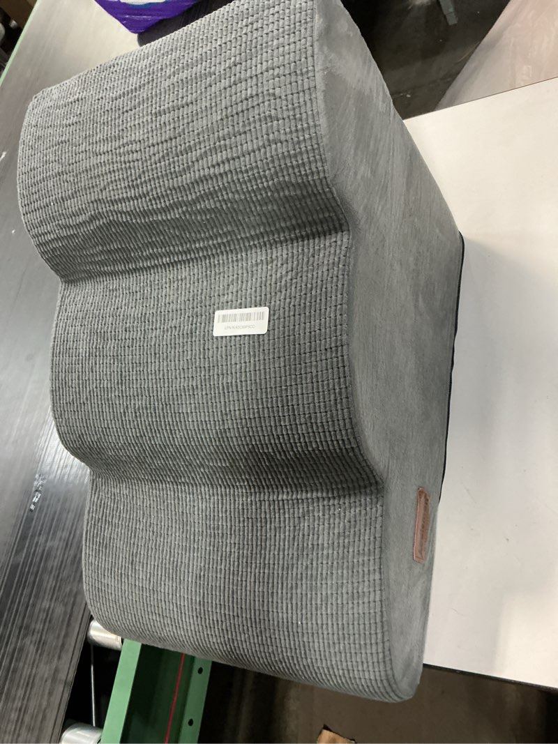 Condition photo showing Good Condition for 3-Step Dog Ramp and Stairs for Sofa and Chair - Non-Slip Sturdy Pet Steps for Small Dogs and Cats,15.7" H,Grey Grey 3 3-Step 15.7''H